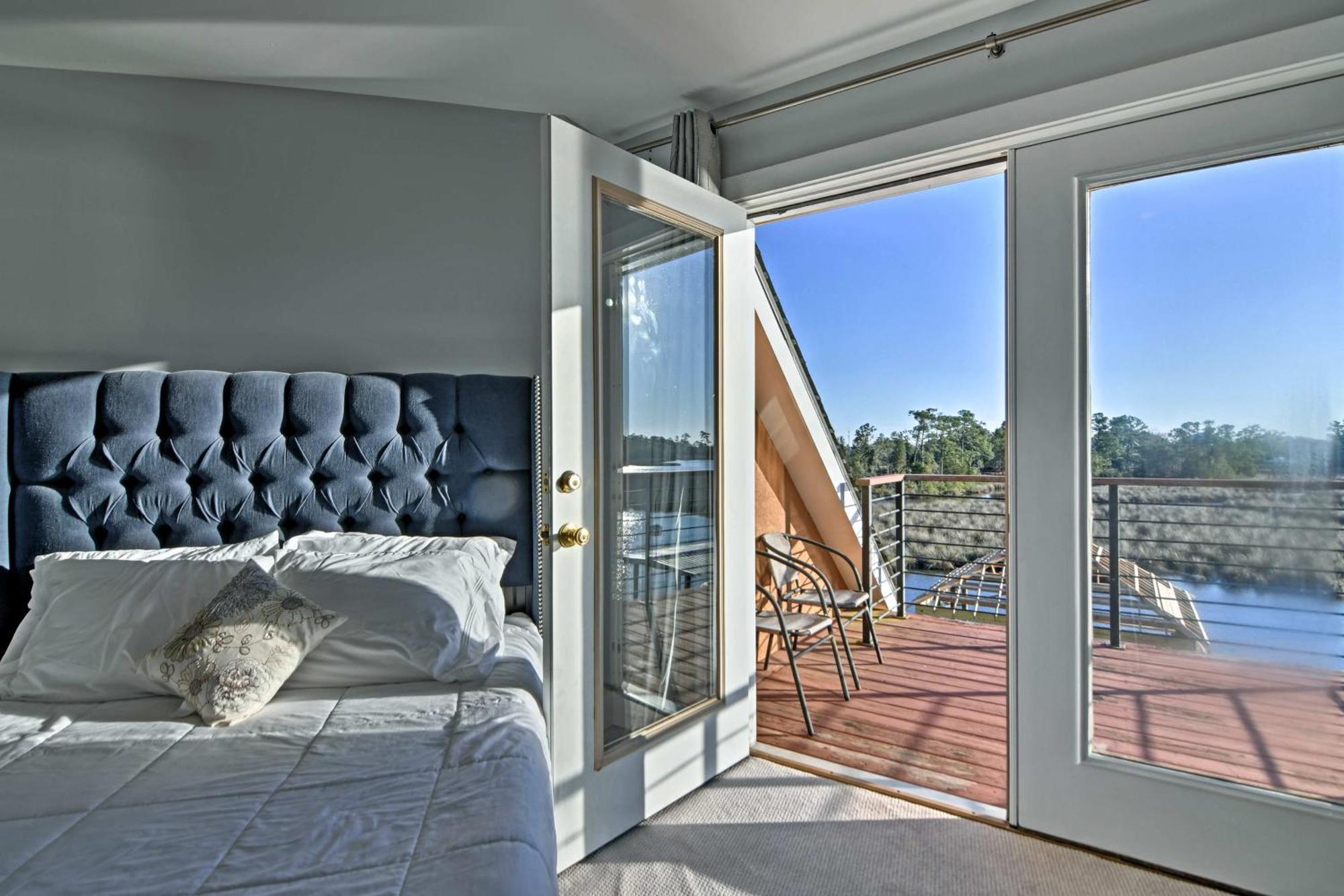 Gorgeous Ocean Springs Waterfront Home With Dock! Exteriör bild